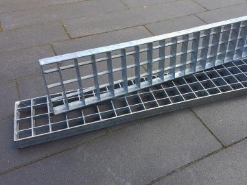 Rinnenrost 250x1000 30/30 30/2